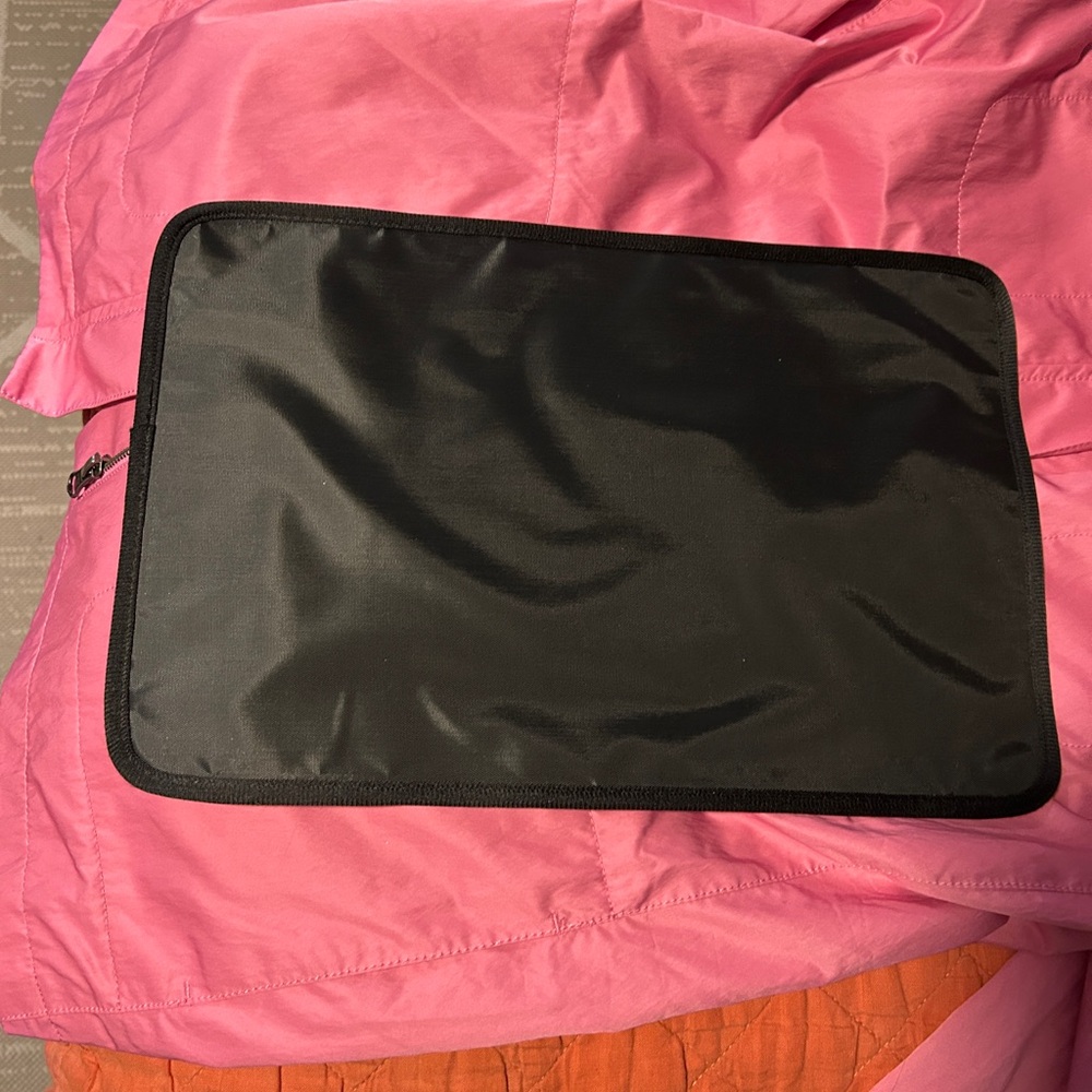 Neoprene Camouflage Tote with Red Stripe - Picture 10 of 10